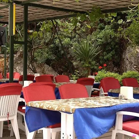 Oylum Garden Hotel 2*